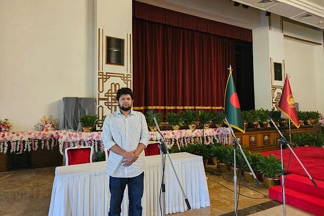বঙ্গভবন থেকে শেখ মুজিবের ছবি মোশতাক নামিয়েছিলেন, জিয়া আবার তুলেছিলেন: রিজভী