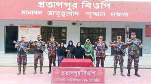 সিলেট সীমান্তে আ ট ক ৪ নারী