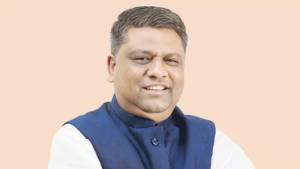 আড়াই শতাধিক মা ম লা র আসামি আনোয়ারুজ্জামান!