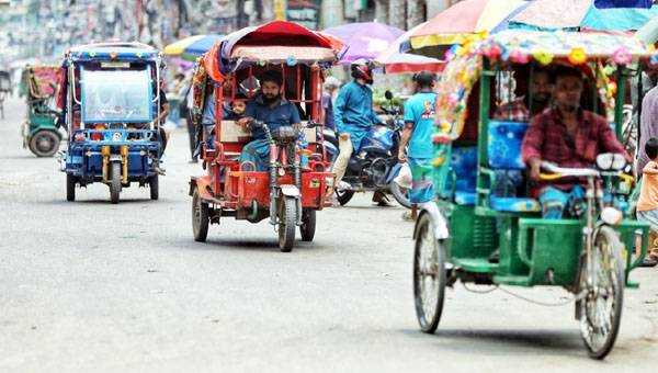 সিলেটের বিদ্যুৎ যাচ্ছে ব্যাটারিচালিত অটোরিকশার পেটে