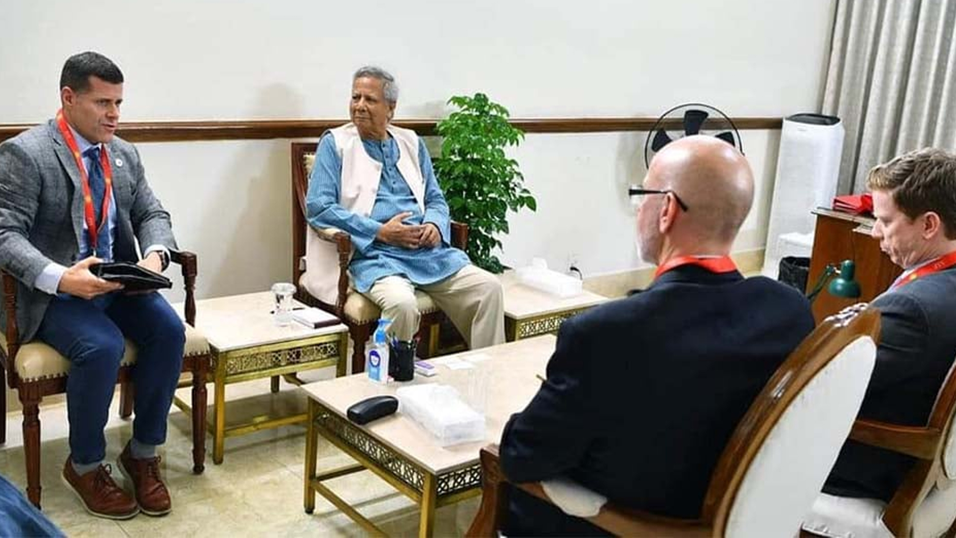 যুক্তরাষ্ট্রের রিপাবলিকান পার্টির নেতাদের বাংলাদেশ সফরের আহ্বান ড. ইউনূসের
