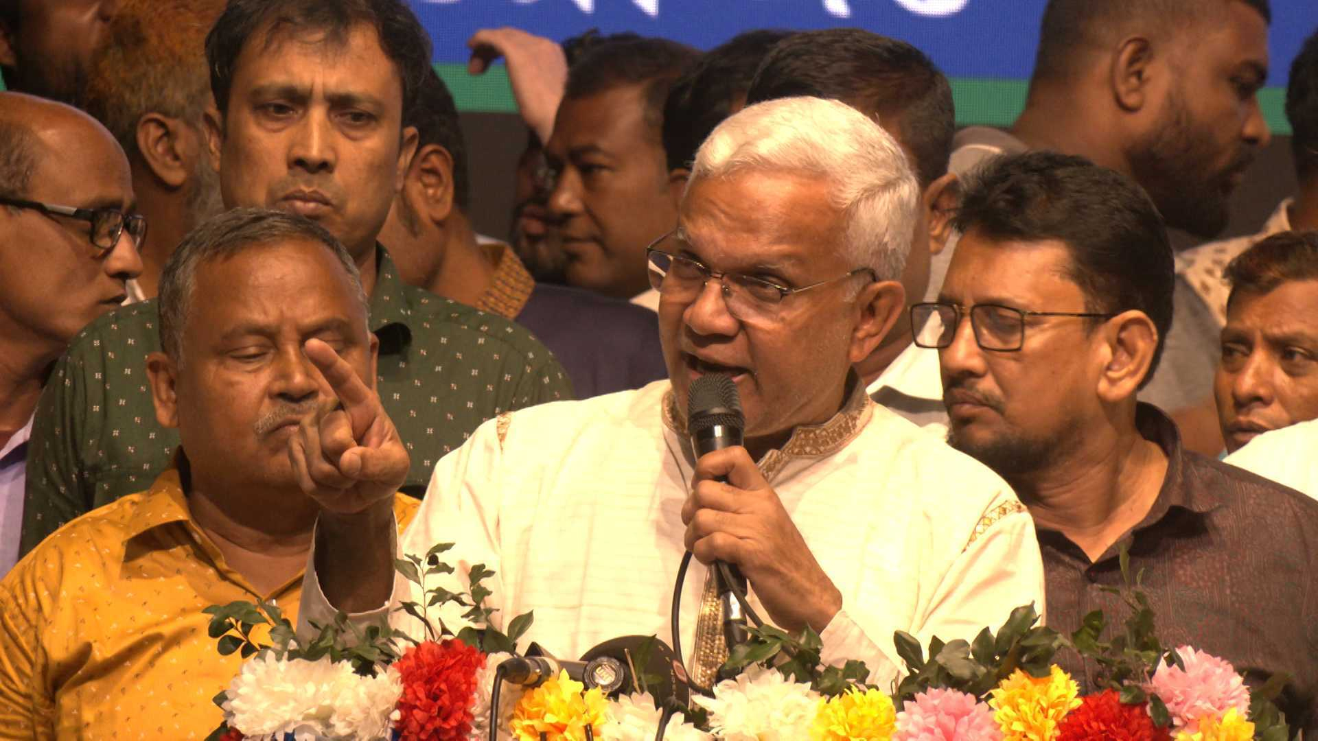 ফ্যাসিস্টের দোসরদের উপদেষ্টা বানালে ফল ভালো হবে না: ডা. জাহিদ