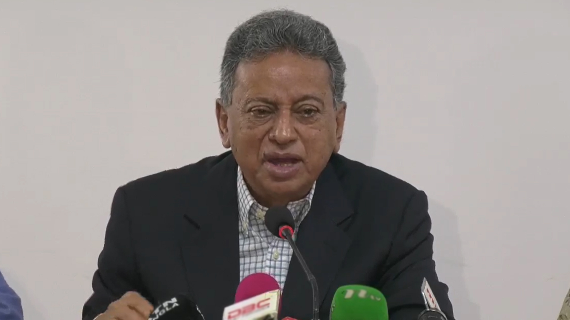 নিরাপত্তা নিশ্চিতে নির্দিষ্ট দলকে ক্ষমতায় রাখতে চায় ভারত: খসরু