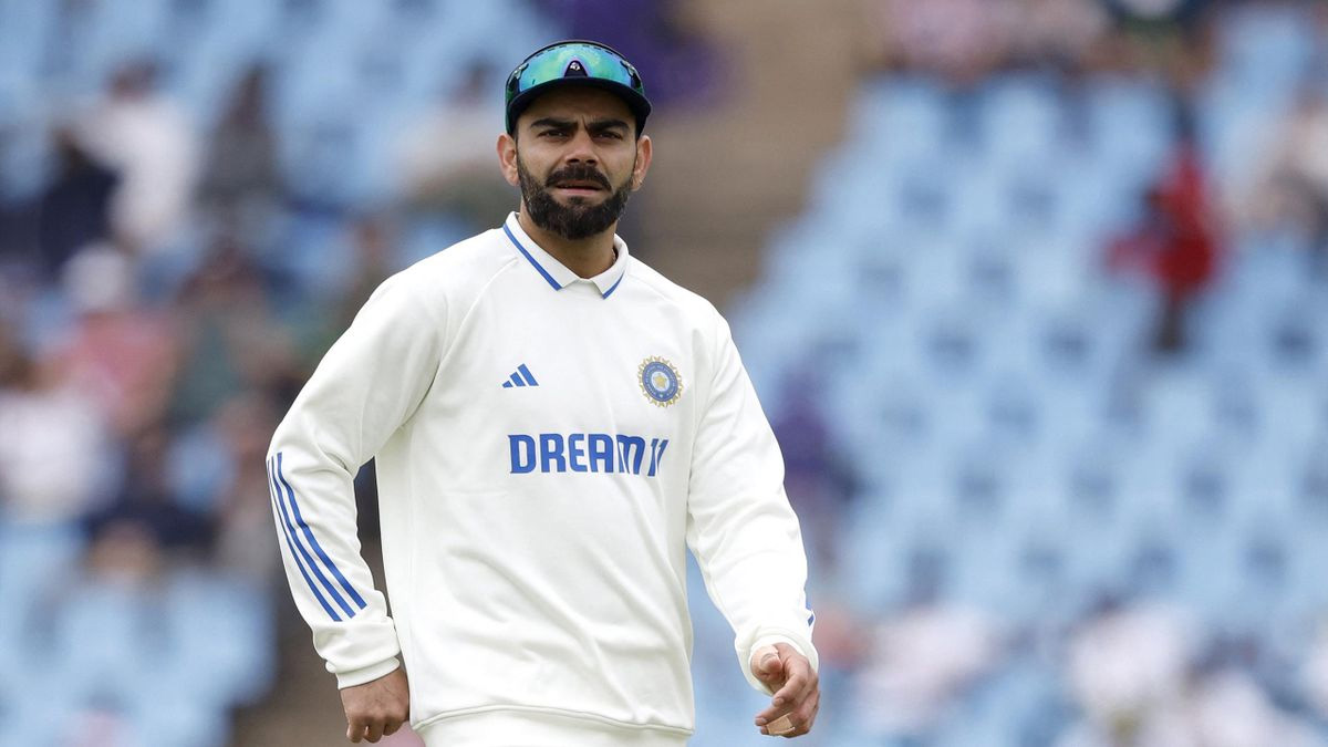 ধাক্কা দেয়ার কারনে শাস্তি পেলেন কোহলি