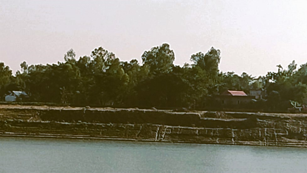 রাতে ঘুম নেই কুশিয়ারাপাড়ের মানুষের